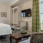 Dorion Hotel 4*